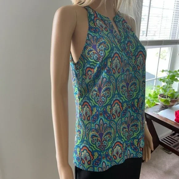 Banana Republic - Top / T-Shirt - Picture 2 of 8